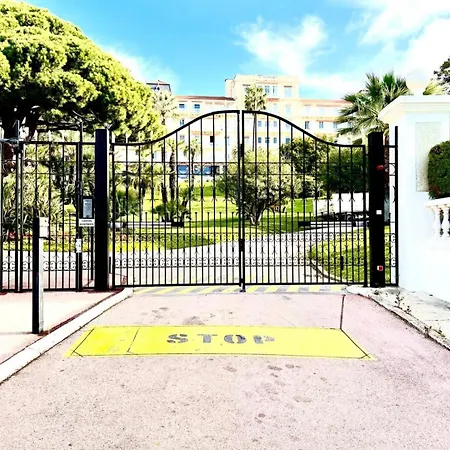 Studiocalifornia-parking-plages 15 Min Walk *